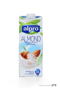 צילום משקה שקדים של חברת אלפרו בעבור מיזן, מזון ושיווק איכותי