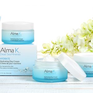 צילומי אווירה של מוצרי קוסמטיקה עבור Alma k